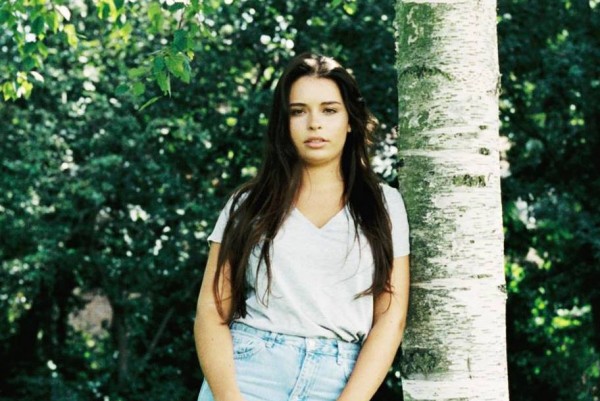 Liv Dawson Crop